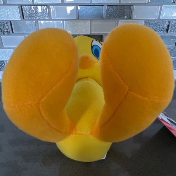 TWEETY BIRD Yellow Canary Plush Doll Figure Looney Tunes Warner Bros. / 9β / NEW - Picture 12 of 16